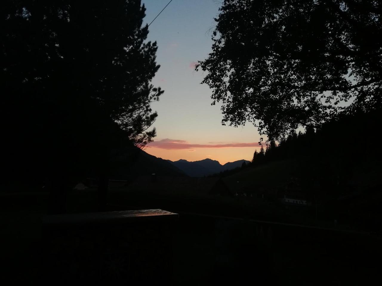 Gaestehaus Alpenblick Berwang Esterno foto